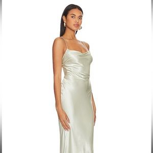 Revolve Stone Cold Fox Cassie MIDI Dress in Sage Size Medium new